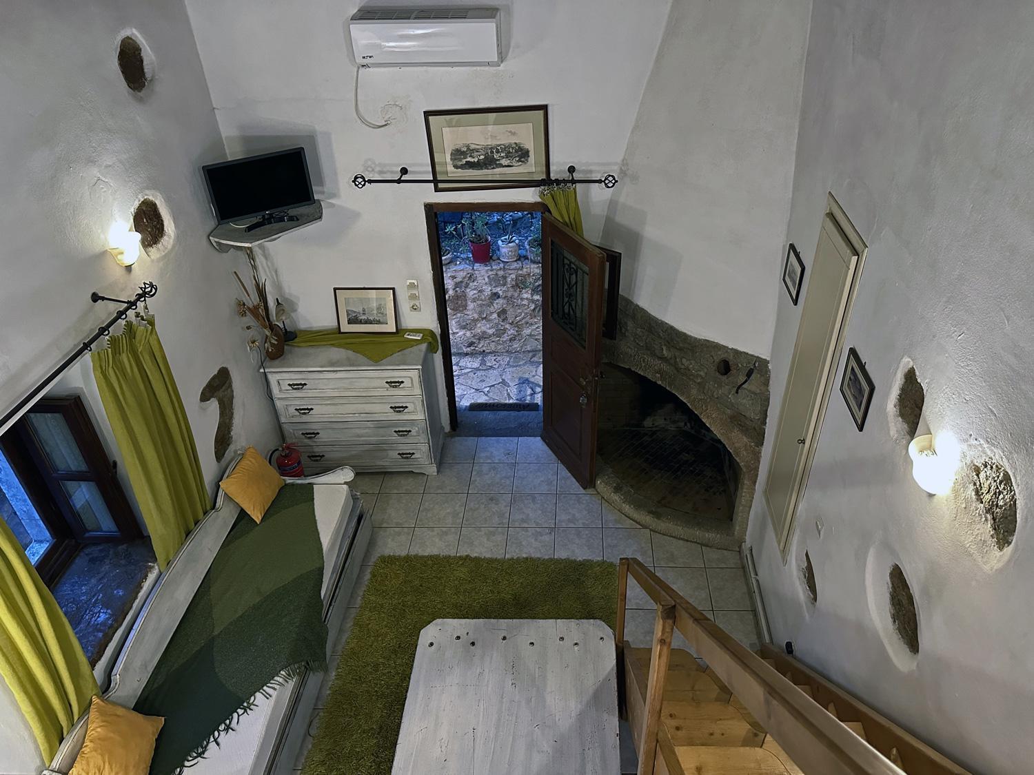 Porfyrousa Traditional Hotel Milopotamos  Extérieur photo