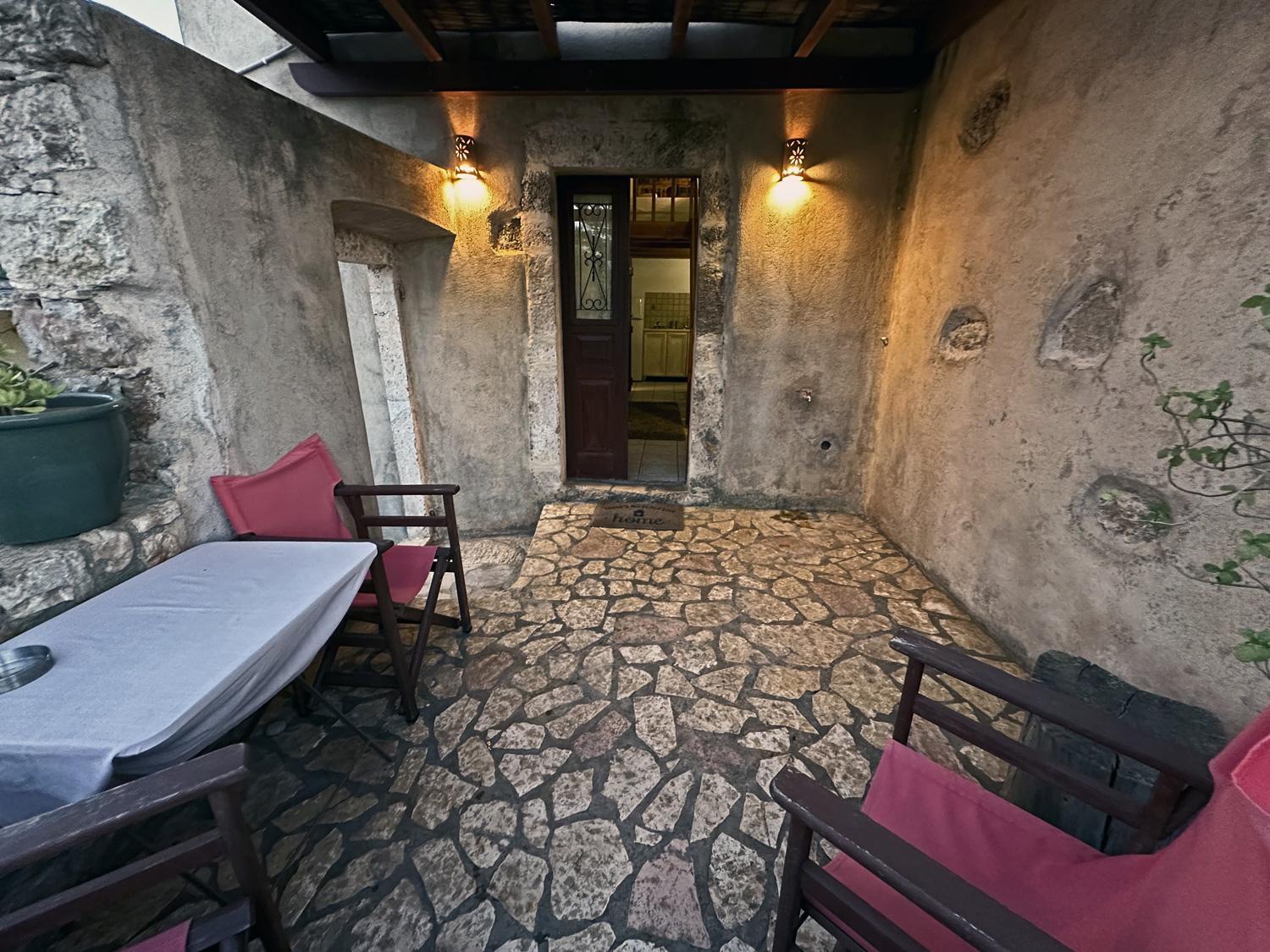 Porfyrousa Traditional Hotel Milopotamos  Extérieur photo